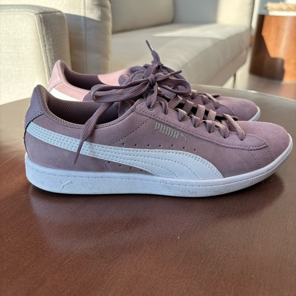 PUMA Women's Vikky Sneaker, Size 8.5 - Picture 2 of 14